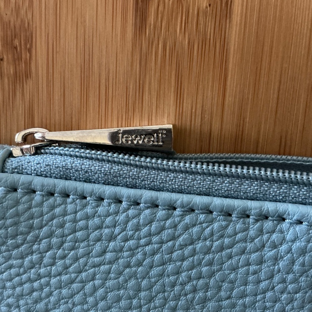 Jewell by Thirty One Wristlet, Brand New! - Picture 2 of 4